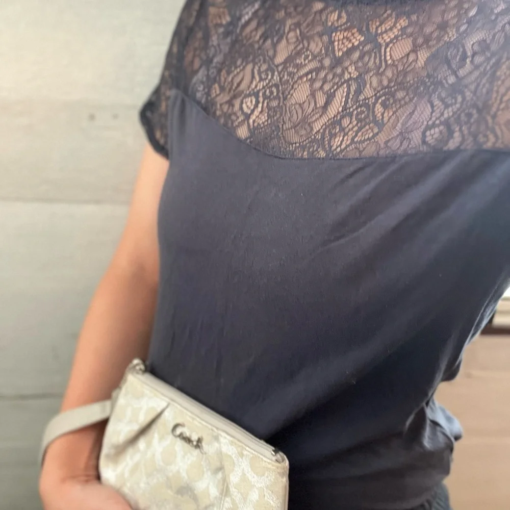 Coach Metallic Silver Monogram Wristlet Clutch with thick strap and Hangtag - Picture 9 of 9